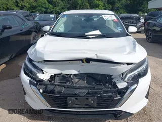 2024 Nissan Sentra SV z VIN 3N1AB8CV1RY332555, wystawiony jako IAAI lot #42321417 z przebiegiem 30 107 mil mil oraz . Historia ofert i sprzedaży dostępna na DreamBid. Obrazek 11.