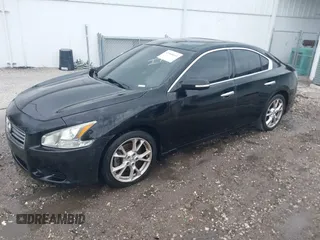 2014 Nissan Maxima S with VIN 1N4AA5AP5EC463435, listed as a IAAI auction lot 41960665 with 173,326 mi miles and . Bid and sale history available at DreamBid. Image 2.