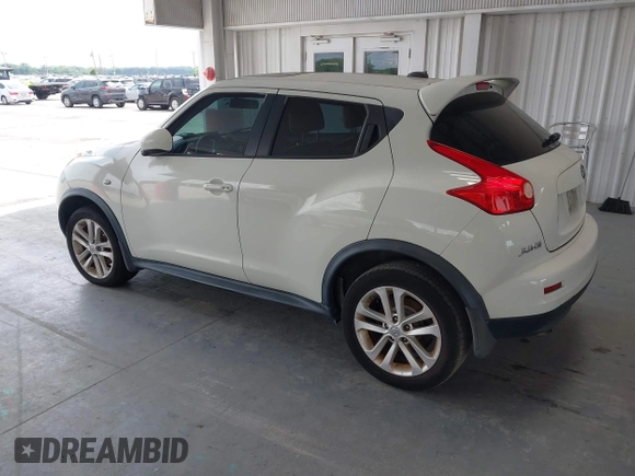 2011 Nissan Juke SV with VIN JN8AF5MR3BT014165, listed as a IAAI auction lot 42211353 with 125,731 mi miles and . Bid and sale history available at carsss.com. Image 3.