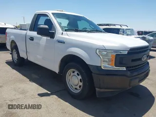 2018 Ford F-150 XL z VIN 1FTMF1CB1JKC58164, wystawiony jako IAAI lot #42289514 z przebiegiem 57 075 mil mil oraz . Historia ofert i sprzedaży dostępna na DreamBid. Obrazek 1.
