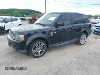 2011 Land Rover Range Rover Sport HSE Lux z VIN SALSK2D41BA284871, wystawiony jako IAAI lot #42354891 z przebiegiem 155 554 mil mil oraz . Historia ofert i sprzedaży dostępna na DreamBid. Obrazek 2.