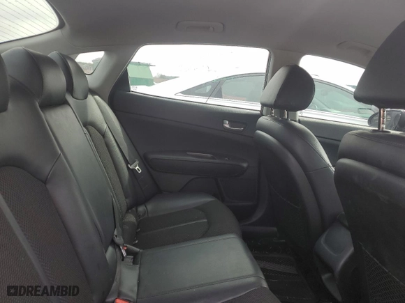 2019 Kia Optima S with VIN 5XXGT4L30KG353231, listed as a Copart auction lot 45040085 with 67,839 mi miles and Salvage Title. Bid and sale history available at carsss.com. Image 10.