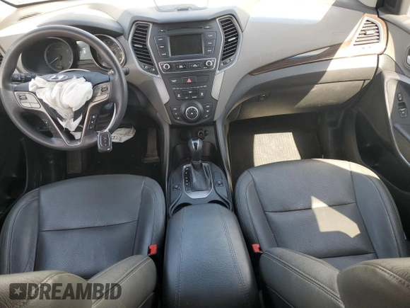 2017 Hyundai Santa Fe 2.4L z VIN 5NMZTDLB9HH022027, wystawiony jako Copart lot #56242045 z przebiegiem 117 484 mil mil oraz Szkoda całkowita • Salvage title. Historia ofert i sprzedaży dostępna na DreamBid. Obrazek 8.