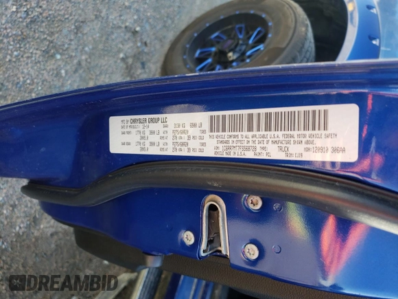 2015 Ram 1500 Sport z VIN 1C6RR7MT7FS568728, wystawiony jako Copart lot #52146695 z przebiegiem 188 409 mil mil oraz Szkoda całkowita • Salvage title. Historia ofert i sprzedaży dostępna na DreamBid. Obrazek 12.