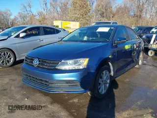 2015 Volkswagen Jetta SE with VIN 3VWD07AJ2FM257987, listed as a IAAI auction lot 41009826 with 112,213 mi miles and . Bid and sale history available at DreamBid. Image 17.