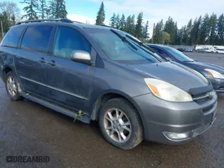 2004 Toyota Sienna XLE with VIN 5TDBA22C54S025665, listed as a IAAI auction lot 41980484 with NaN miles. Bid and sale history available at carsss.com. Image 1.