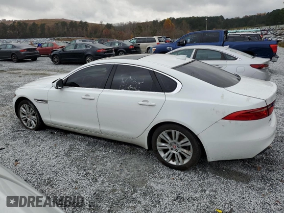 2016 Jaguar XF 35t Premium with VIN SAJBD4BV5GCY06116, listed as a Copart auction lot 82461924 with 98,609 mi miles and Clean Title. Bid and sale history available at carsss.com. Image 2.