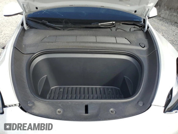 2024 Tesla Model Y Performance with VIN 7SAYGDEF3RF050704, listed as a Copart auction lot 45512455 with 15,539 mi miles and Salvage Title. Bid and sale history available at DreamBid. Image 13.
