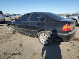2003 BMW 3 Series 325xi with VIN WBAEU33403PF60428, listed as a Copart auction lot 42657855 with 181,122 mi miles and Salvage Title. Bid and sale history available at carsss.com. Image 2.