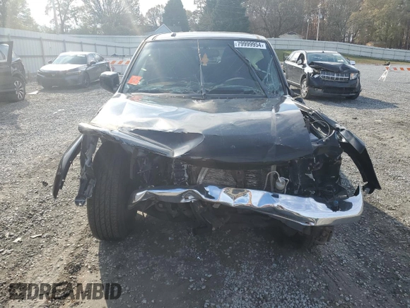 2011 GMC Canyon SLE1 z VIN 1GTH6MFE7B8108339, wystawiony jako Copart lot #79999954 z przebiegiem Nie podano mil oraz Szkoda całkowita • Salvage title. Historia ofert i sprzedaży dostępna na DreamBid. Obrazek 5.