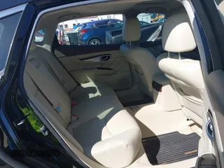 2017 Infiniti Q70 3.7 with VIN JN1BY1PP2HM170538, listed as a IAAI auction lot 41645612 with 143,649 mi miles and . Bid and sale history available at DreamBid. Image 8.