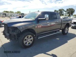 2018 Ram 2500 Laramie с VIN 3C6UR5NL6JG216317, выставлен на аукционе Copart как лот 65610145 с пробегом 80 402 миль миль и Списание • Salvage title. История ставок и продаж доступна на DreamBid. Изображение 1.