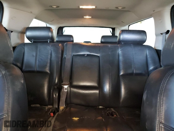 2008 Chevrolet Suburban LT w/3LT with VIN 1GNFC16008R123357, listed as a Copart auction lot 68578134 with 276,123 mi miles and Salvage Title. Bid and sale history available at carsss.com. Image 10.