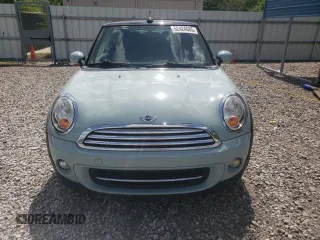 2012 MINI Convertible with VIN WMWZN3C5XCT134595, listed as a Copart auction lot 52752455 with 145,915 mi miles and Clean Title. Bid and sale history available at DreamBid. Image 5.