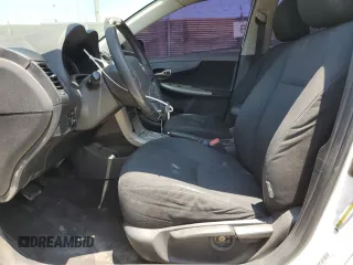 2010 Toyota Corolla с VIN 2T1BU4EE7AC452754, выставлен на аукционе Copart как лот 65178195 с пробегом 202 340 миль миль и Чистый • Clean title. История ставок и продаж доступна на DreamBid. Изображение 7.
