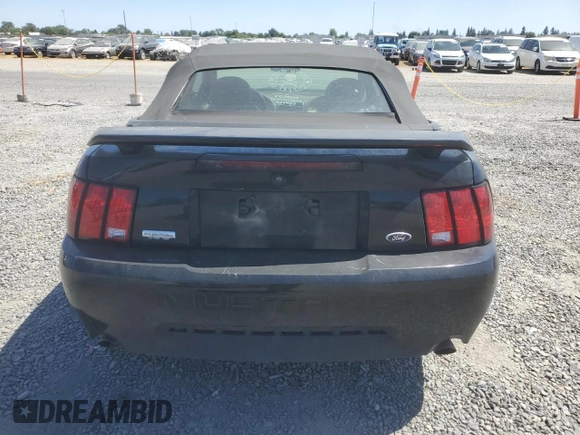 2003 Ford Mustang GT Deluxe z VIN 1FAFP45X23F436939, wystawiony jako Copart lot #61106135 z przebiegiem 105 860 mil mil oraz Czysty tytuł • Clean title. Historia ofert i sprzedaży dostępna na DreamBid. Obrazek 6.