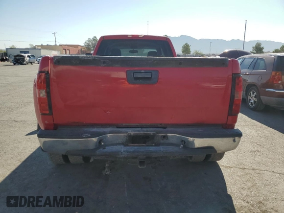 2004 Chevrolet Silverado 3500 DRW z VIN 1GCJK33194F111962, wystawiony jako Copart lot #70852714 z przebiegiem 268 558 mil mil oraz Szkody całkowita. Historia ofert i sprzedaży dostępna na DreamBid. Obrazek 6.