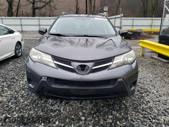 2015 Toyota RAV4 LE with VIN JTMBFREV2FJ023752, listed as a Copart auction lot 51439585 with 109,694 mi miles and Clean Title. Bid and sale history available at DreamBid. Image 5.