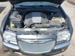 2008 Chrysler 300 C Hemi with VIN 2C3LA63H18H172015, listed as a IAAI auction lot 42055764 with 130,915 mi miles. Bid and sale history available at carsss.com. Image 10.