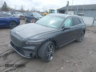 2023 Genesis GV70 Advanced z VIN 5NMMCET18PH000249, wystawiony jako IAAI lot #42013729 z przebiegiem 22 282 mil mil oraz . Historia ofert i sprzedaży dostępna na DreamBid. Obrazek 2.
