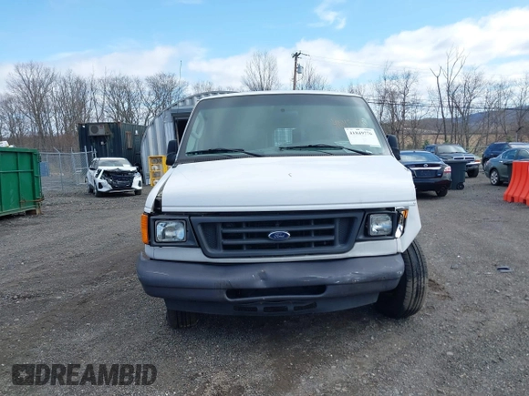 2006 Ford Econoline Cargo with VIN 1FTRE14W16DA52672, listed as a IAAI auction lot 41849776 with 200,276 mi miles. Bid and sale history available at carsss.com. Image 6.