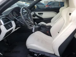 2020 BMW M4 z VIN WBS4Y9C04LAH83053, wystawiony jako Copart lot #87412064 z przebiegiem 48 474 mil mil oraz Szkoda całkowita • Salvage title. Historia ofert i sprzedaży dostępna na DreamBid. Obrazek 7.