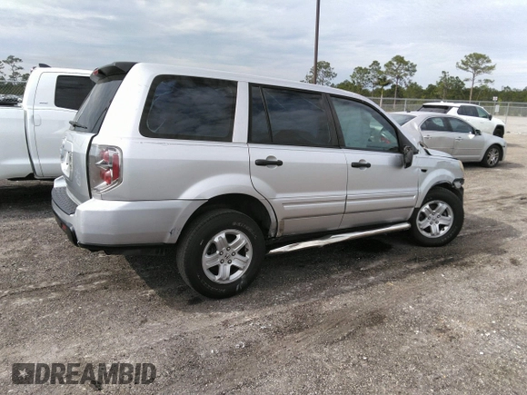 2007 Honda Pilot LX z VIN 5FNYF28137B003352, wystawiony jako IAAI lot #41763750 z przebiegiem 188 828 mil mil oraz . Historia ofert i sprzedaży dostępna na DreamBid. Obrazek 4.