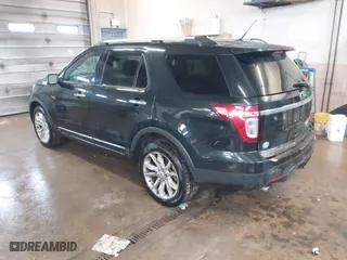 2013 Ford Explorer Limited with VIN 1FM5K8F84DGA84084, listed as a IAAI auction lot 41859534 with 220,437 mi miles. Bid and sale history available at carsss.com. Image 3.