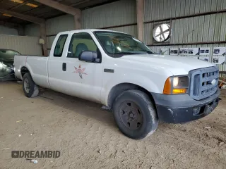 2007 Ford F-250 XL with VIN 1FTSX20527EB52287, listed as a Copart auction lot 81201714 with 197,608 mi miles and Clean title. Bid and sale history available at DreamBid. Image 4.
