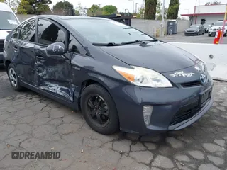 2015 Toyota Prius Four with VIN JTDKN3DU8F0476353, listed as a IAAI auction lot 41892264 with 42,111 mi miles and . Bid and sale history available at DreamBid. Image 1.