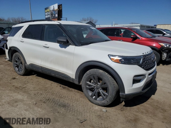 2021 Ford Explorer XLT with VIN 1FMSK8DH5MGA69048, listed as a Copart auction lot 47108515 with 41,417 mi miles and Salvage Title. Bid and sale history available at DreamBid. Image 4.