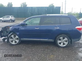 2012 Toyota Highlander Limited with VIN 5TDDK3EH9CS157524, listed as a IAAI auction lot 42340448 with Not provided miles and . Bid and sale history available at DreamBid. Image 13.