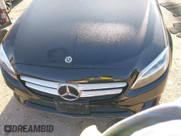 2019 Mercedes-Benz C 300 with VIN 55SWF8DB0KU304595, listed as a IAAI auction lot 42004166 with 55,580 mi miles and . Bid and sale history available at DreamBid. Image 12.