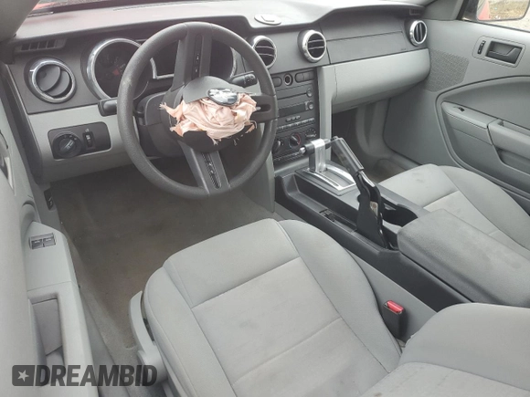 2005 Ford Mustang Deluxe with VIN 1ZVFT80N855115559, listed as a Copart auction lot 52287755 with 0 mi miles and Salvage Title. Bid and sale history available at carsss.com. Image 8.