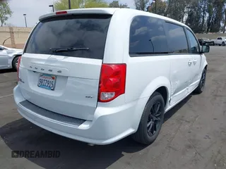 2020 Dodge Grand Caravan GT with VIN 2C4RDGEG2LR168839, listed as a IAAI auction lot 42109548 with 135,433 mi miles and . Bid and sale history available at DreamBid. Image 4.