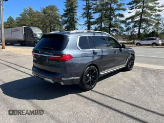 2019 BMW X7 xDrive50i z VIN 5UXCX4C58KLS36225, wystawiony jako Copart lot #53399425 z przebiegiem 111 593 mil mil oraz Czysty tytuł • Clean title. Historia ofert i sprzedaży dostępna na DreamBid. Obrazek 4.