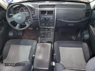 2010 Jeep Liberty Sport with VIN 1J4PP2GKXAW118062, listed as a Copart auction lot 47325445 with 206,134 mi miles and Clean Title. Bid and sale history available at DreamBid. Image 8.