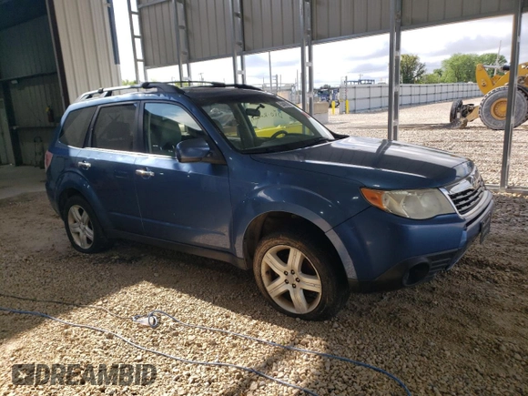 2010 Subaru Forester X Premium с VIN JF2SH6CC6AH769827, выставлен на аукционе Copart как лот 54481065 с пробегом 173 194 миль миль и Списание • Salvage title. История ставок и продаж доступна на DreamBid. Изображение 4.