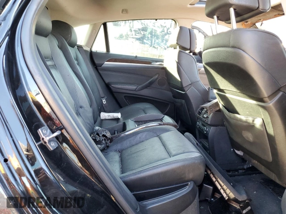 2011 BMW X6 50i with VIN 5UXFG8C52BLZ96767, listed as a Copart auction lot 84102604 with 0 mi miles and Non Repairable. Bid and sale history available at carsss.com. Image 12.