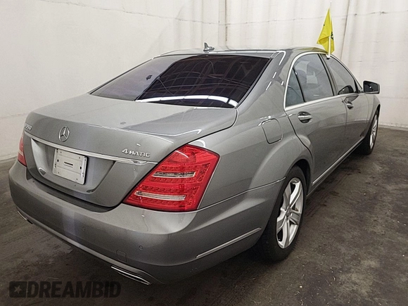 2013 Mercedes-Benz S 550 with VIN WDDNG9EB7DA512568, listed as a IAAI auction lot 42843877 with 128,764 mi miles and . Bid and sale history available at DreamBid. Image 7.
