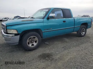 1997 Dodge 1500 with VIN 1B7HC13Y0VJ564590, listed as a Copart auction lot 45738335 with 215,273 mi miles and Clean Title. Bid and sale history available at carsss.com. Image 1.