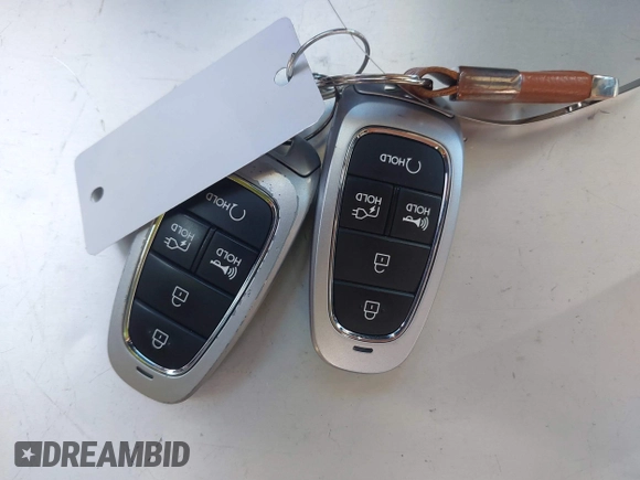 2024 Hyundai Ioniq 5 SE z VIN KM8KM4DE3RU316276, wystawiony jako IAAI lot #41859525 z przebiegiem 17 063 mil mil oraz . Historia ofert i sprzedaży dostępna na DreamBid. Obrazek 11.