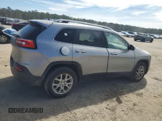 2016 Jeep Cherokee Latitude with VIN 1C4PJLCB8GW287251, listed as a Copart auction lot 47196545 with 175,773 mi miles and Salvage Title. Bid and sale history available at carsss.com. Image 3.