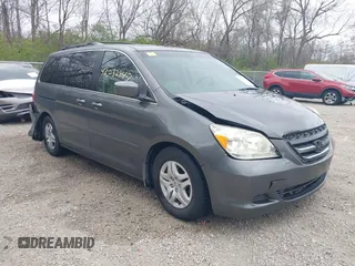 2007 Honda Odyssey EX-L with VIN 5FNRL38767B406636, listed as a IAAI auction lot 42032947 with 228,139 mi miles and . Bid and sale history available at carsss.com. Image 1.