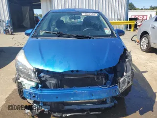 2013 Toyota Yaris L with VIN JTDJTUD30DD556637, listed as a Copart auction lot 73352364 with 85,178 mi miles and Salvage Title. Bid and sale history available at carsss.com. Image 5.