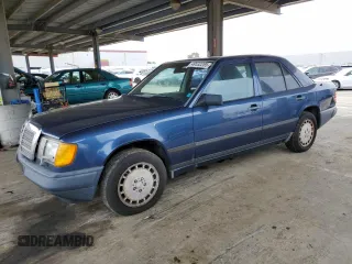 1987 Mercedes-Benz 300 with VIN WDBEB33D3HA355359, listed as a Copart auction lot 49532285 with 145,899 mi miles and Clean Title. Bid and sale history available at DreamBid. Image 1.