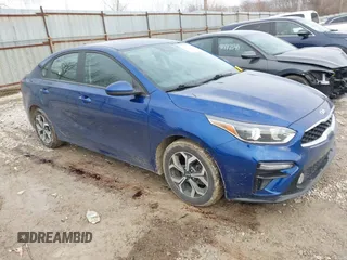 2021 Kia Forte FE with VIN 3KPF24AD8ME361373, listed as a IAAI auction lot 41515430 with 59,990 mi miles. Bid and sale history available at carsss.com. Image 1.
