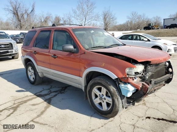 2007 Ford Escape XLT with VIN 1FMYU931X7KA43075, listed as a Copart auction lot 47360055 with 192,968 mi miles and Salvage Title. Bid and sale history available at carsss.com. Image 4.