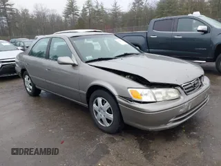 2001 Toyota Camry CE with VIN 4T1BG22K81U099347, listed as a IAAI auction lot 41920932 with 185,186 mi miles and . Bid and sale history available at DreamBid. Image 1.