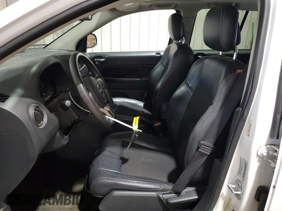 2016 Jeep Compass Sport SE с VIN 1C4NJDBB6GD784955, выставлен на аукционе Copart как лот 63054525 с пробегом 137 907 миль миль и Списание • Salvage title. История ставок и продаж доступна на DreamBid. Изображение 7.